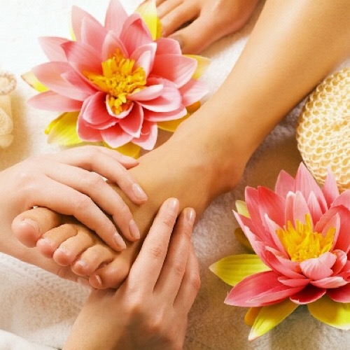 ABCD NAME SALON - pedicure